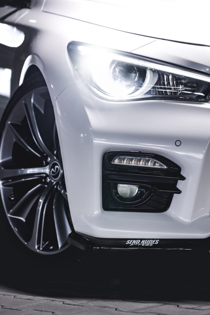 Infiniti Q50 Red Sport 400HP lampa felga zderzak sed nudes