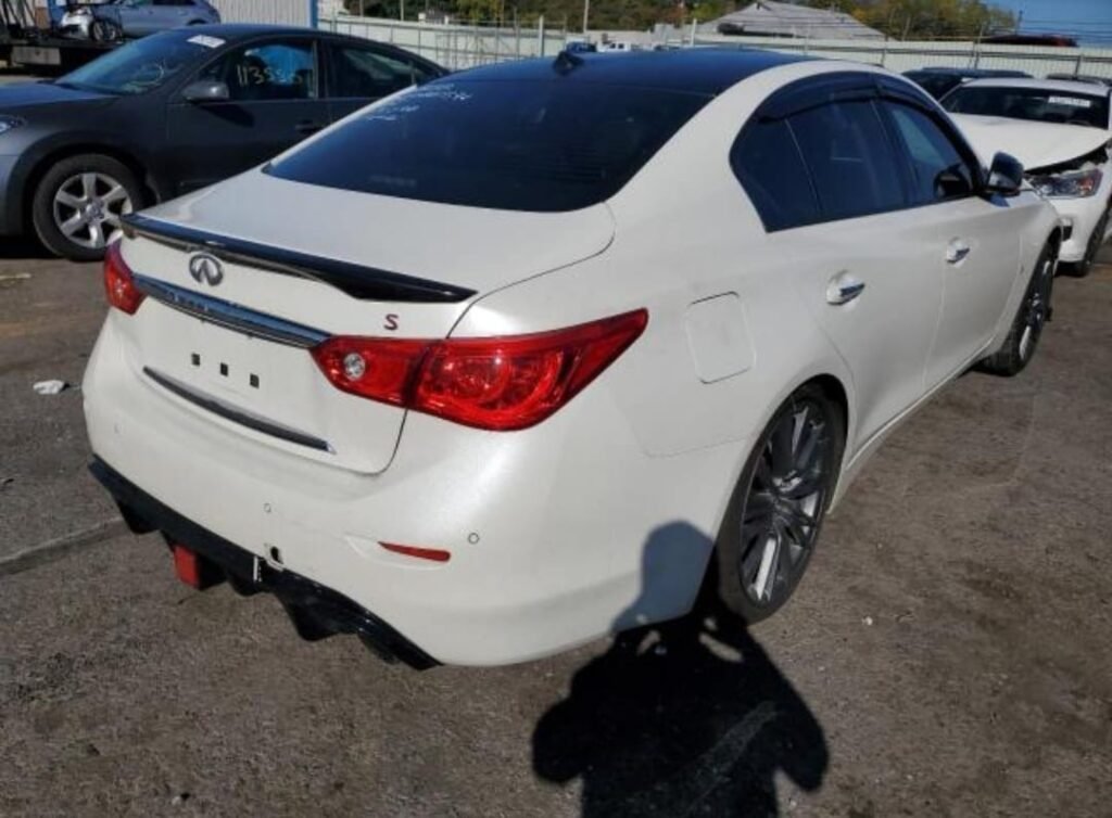 Infiniti q50 red sport stany import bity